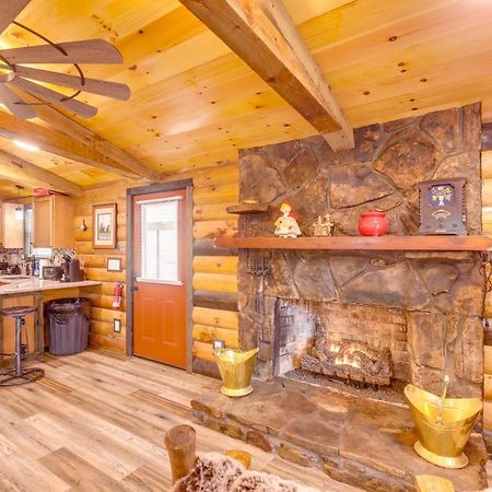 Pet-Friendly Chattanooga Cabin With Hot Tub And Kayaks 외부 사진
