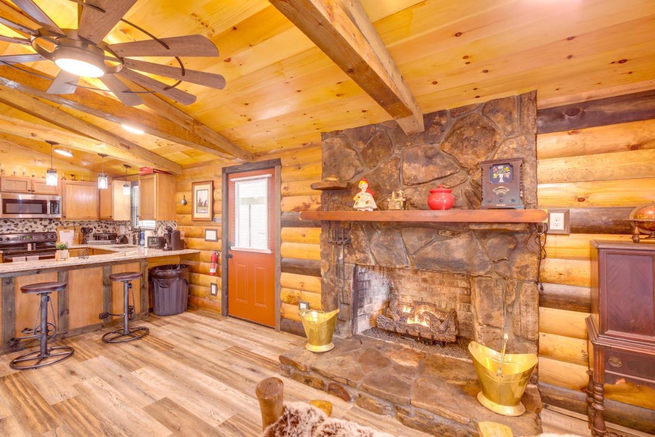 Pet-Friendly Chattanooga Cabin With Hot Tub And Kayaks 외부 사진