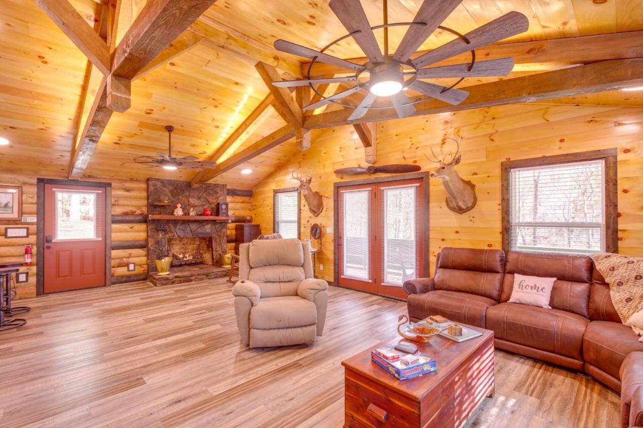 Pet-Friendly Chattanooga Cabin With Hot Tub And Kayaks 외부 사진